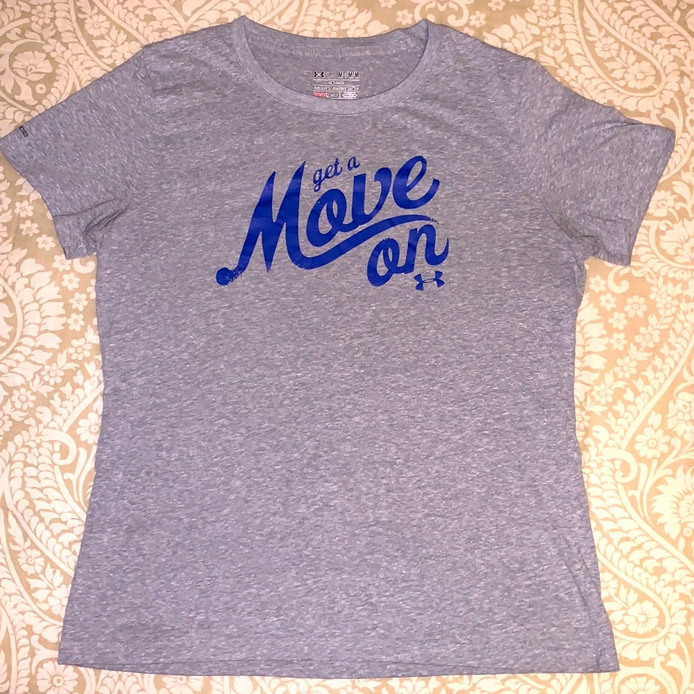 Medium Under Armour heat gear shirt